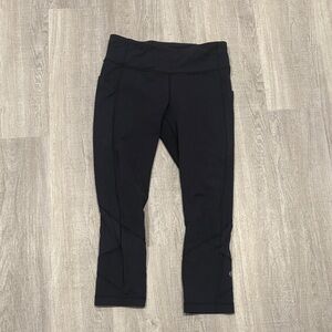 Lululemon Black Capri Leggings size 6